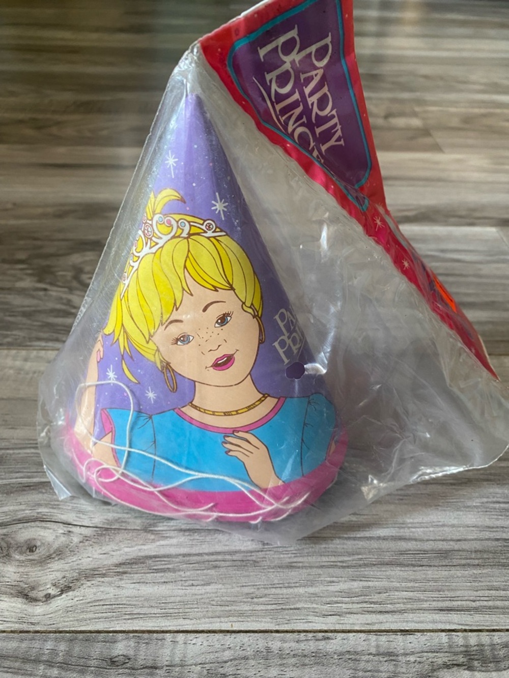 New 1990 Party Princess Hats 8 Total Vintage Birthday Party Unique Industries